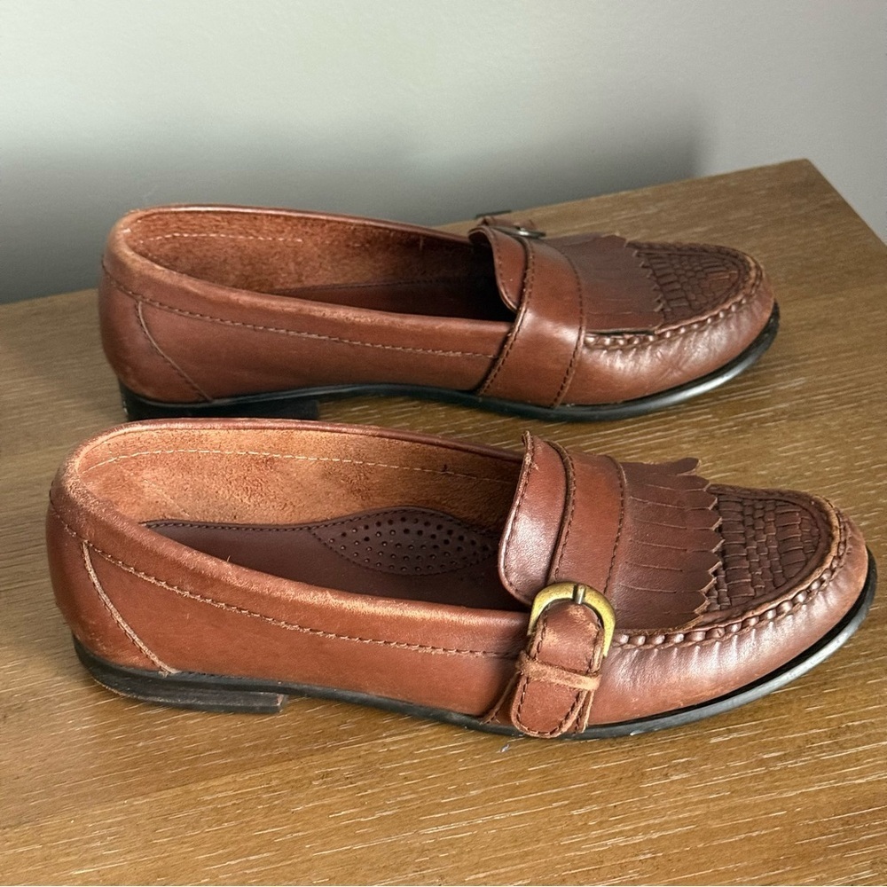 Bass Brown Leather Loafers with Fringe Detail Size 9M - Picture 2 of 12